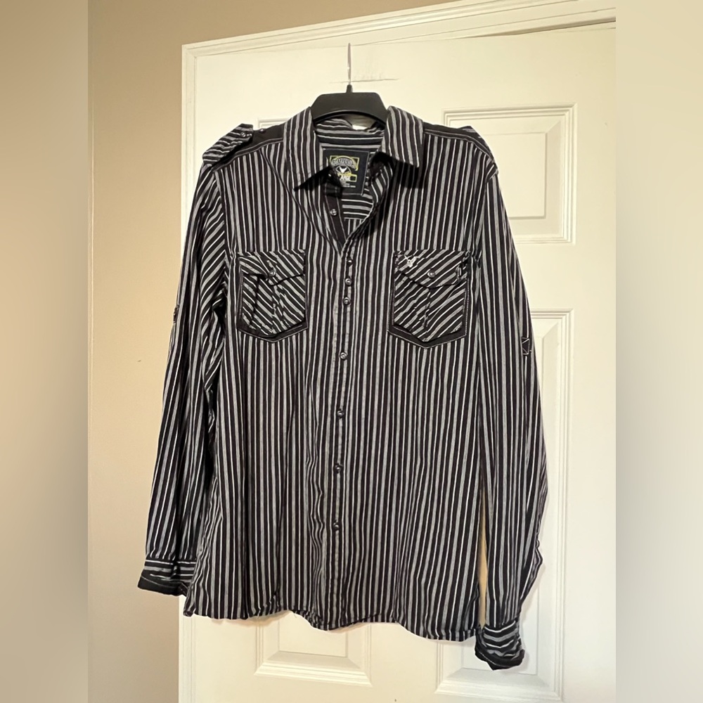 Company 81 button down striped men’s shirt size L